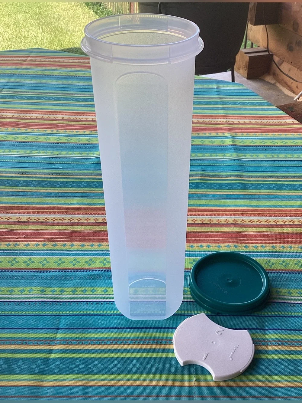 Tupperware Modular Mates Spaghetti Dispenser - green seal